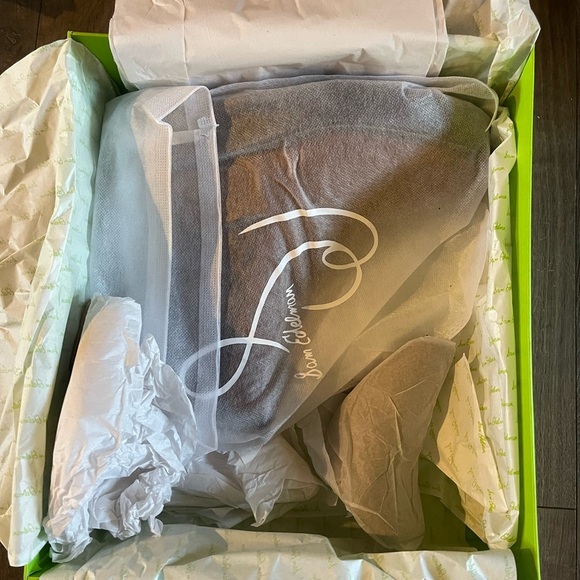 NEW IN BOX Sam Edelman Laguna Chelsea Boot Tawny Brown - Sizes 9 + 9.5 - Picture 7 of 8